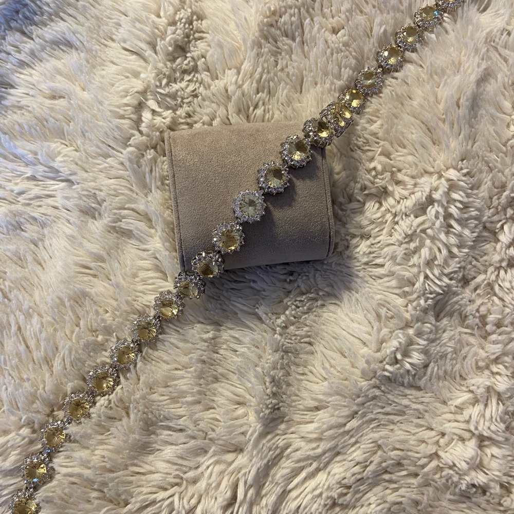Statement Necklace - Picture 5 of 7